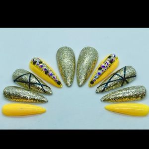Yellow Abstract Nailz